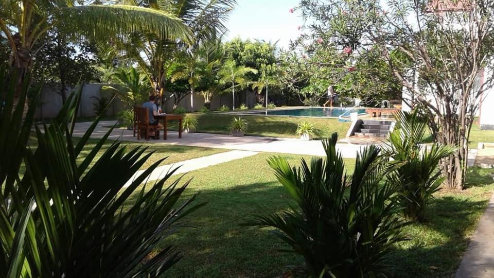 Sea Lagoon Beach Hotel Trincomalee Exterior foto